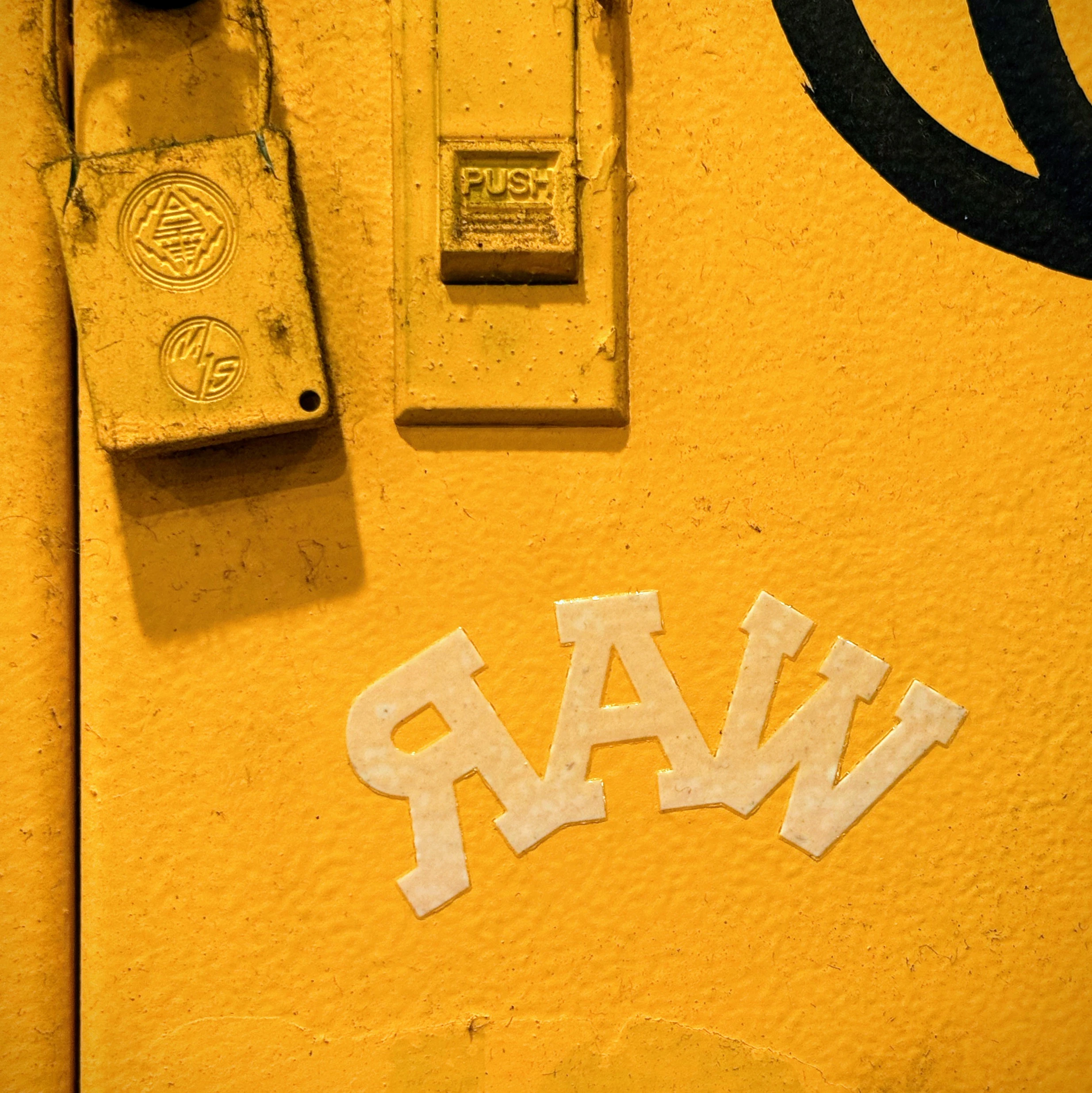 WAR RAW